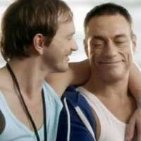 Jean-Claude Van Damme est très "Gay" dans une Pub Dash